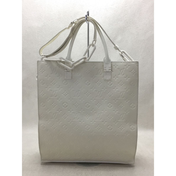 Louis Vuitton Cowhide Leather Handbag - Picture 3 of 7